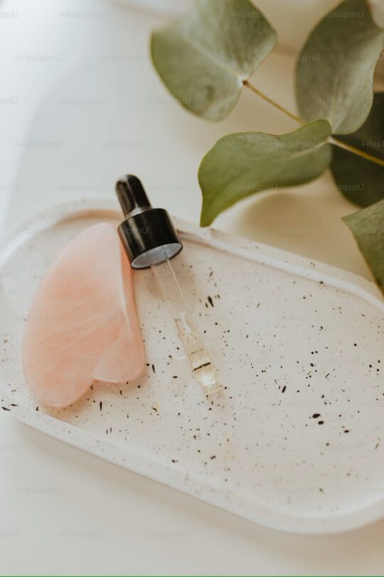 Топ-10 трендов в макияже 2024 года: палитры, текстуры и техники