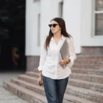 Стиль минимализм: как одеваться просто, но со вкусом