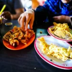Питание в путешествии: как не переплачивать за еду