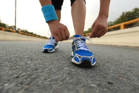 Как выбрать кроссовки для бега: советы и бренды
