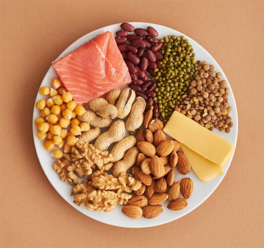 Как питаться без мяса и не терять белок