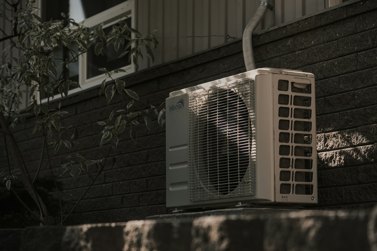 Уход и чистка кондиционера в Киеве: профессиональный сервис